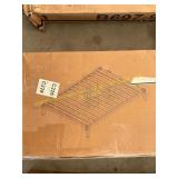 Resident queen platform bed
