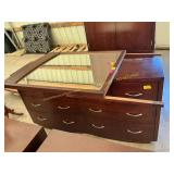 8 drawer dresser with mirror