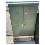 Metal cabinet