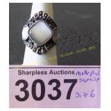 Mother of pearl ring  Size 6
