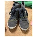 Cat + Jack 13Y High Top Sneakers