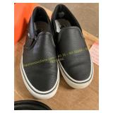 Womens 7.5 Vans Asher Slip On Sneakers