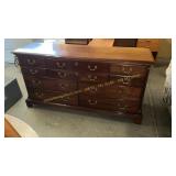 10 drawer dresser