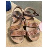 Clarks 7M Kitly Way Leather Sandals