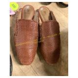 Womens 8M Frye Terri Woven Mules