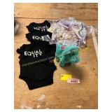 Newborn Onsies, 18m Swimsuits, Dinosaur