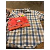 Mens XL Van Heusen + Performance Polo
