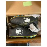Pro cat Puma speed force cleats (black & white wit