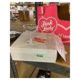 18ct plastic champagne glasses