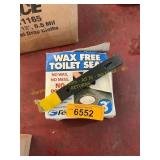 Toilet Seal, Small Crowbars