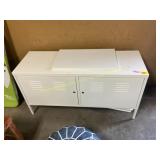 Metal locker table