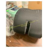 Car seat cushion