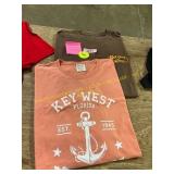 2ct Size 3XL Graphic T s