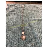 Ladies 22in Cat On The Shadow Necklace