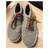 Men s Size 8.5D Ralph Lauren Sneakers