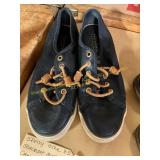 Size 8.5 Sperry Canvas Sneakers