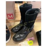 Clarks Womens 9M Leather Ankle Boots