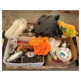Kitchen ware, blankets