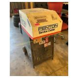 Windshield wiper blade cabinet