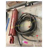 Hydro cylinder and hose