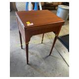 Sewing Tablr