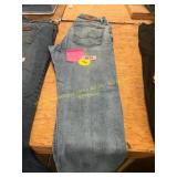 Wrangler 31x30 Straight Fit Jeans