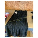 XS Black lace dresses
