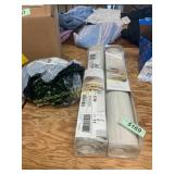 2ct wallpaper rolls & leaf decor
