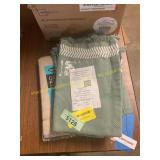 4ct Hand towels and 4ft x 5ft canvas runner