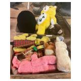2ct Flats of Vintage Plushes