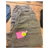 2ct Size 44 Red Head Cargo Shorts