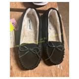 Womens Size 11 Minnetonka Moccasin Slippers