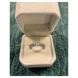 Vin. Size 9 White Gold 1ct Diamond Engagement Ring