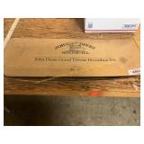 JD Grand Detour Horseshoe Set