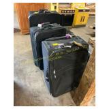 3 ct. suitcases