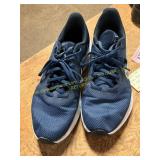 Mens 10.5 Nike Downshifter ll Running Shoes