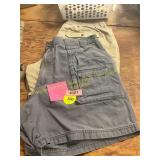 2ct Size 44 Red Head Cargo Shorts