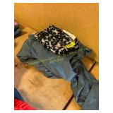 Sz 1X skirt & 1X Trench coat