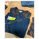 Xl Blouse & Sz 12 Jeans