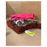 XXXL black crop hoodie, pink 1x bottoms, XXL dress