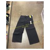 Jeans Inseams 12 Short, pink shirt M