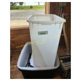 IRIS Airtight Dog Food Storage, IRIS Cat Litter