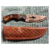 Damascus Etched Hunting Knife with Sheath