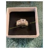 Unverified Size 8 White Gold+Diamond Ring