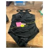 Size L NWT One Piece Swimsuit