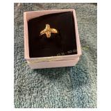 Unverified Size 8 Gold Cross Ring