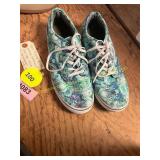 Vans Size 8 Floral Low Top Sneakers
