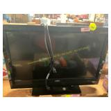 VIZIO 37IN TV with Remote
