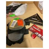 Knee pads & 2 in 1 extendable square