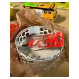 4 pc screw extractor set & hole dozer saw